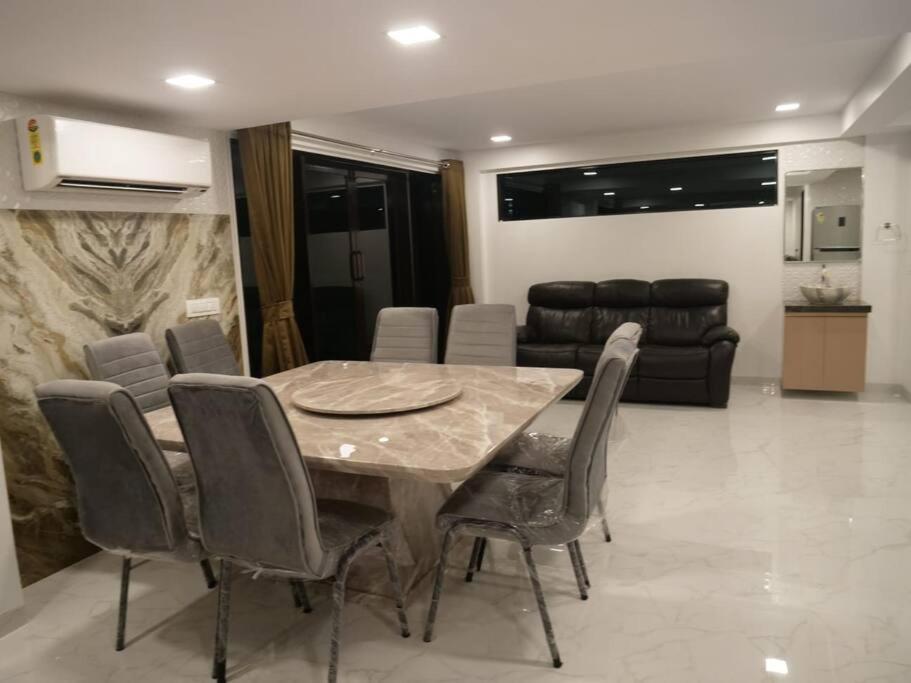 Stayhaven Starmount 4Bhk & Pool มุมไบ ภายนอก รูปภาพ