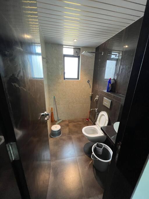 Stayhaven Starmount 4Bhk & Pool มุมไบ ภายนอก รูปภาพ